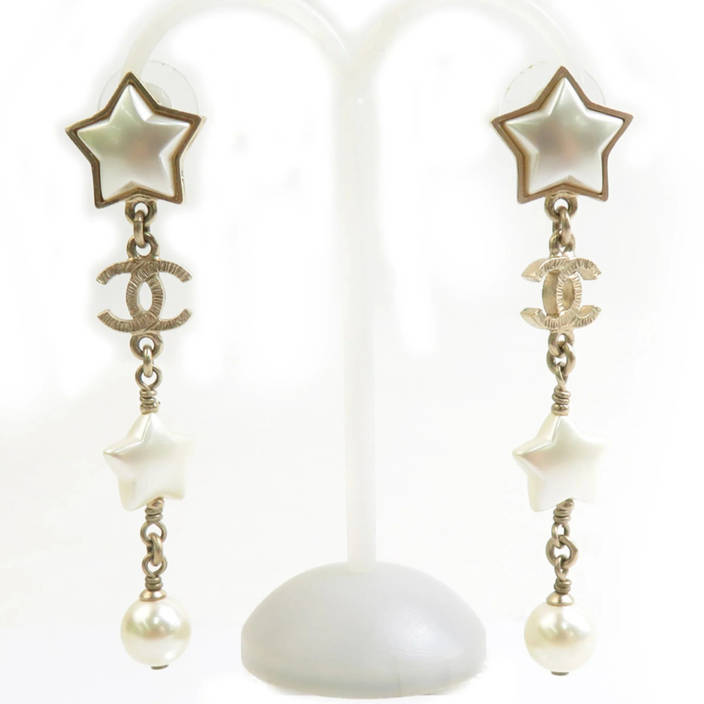 CHANEL Authentic White Pearl Earrings